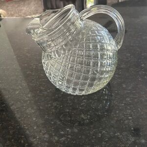Vintage Anchor Hocking Waterford Clear pattern pitcher 80 oz.